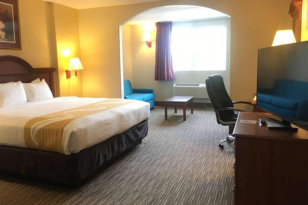 Days Inn & Suites By Wyndham Rehoboth Beach / Dewey Dewey Beach Rom bilde